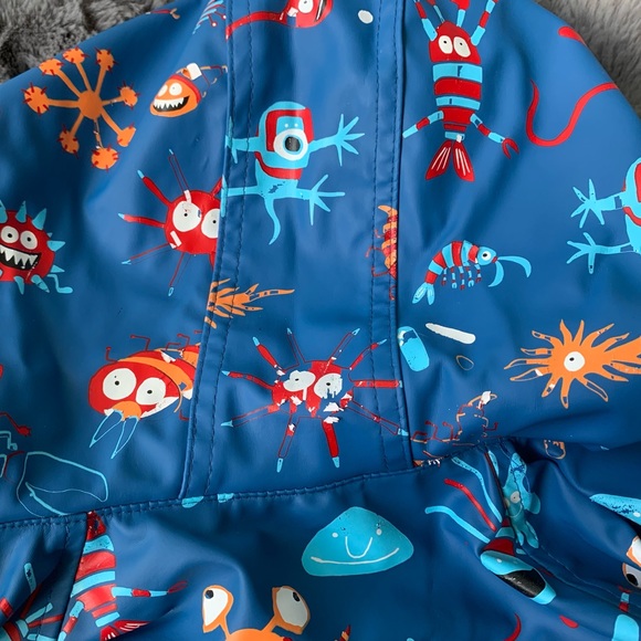 Hatley terry lined rain jacket size 8 - Picture 7 of 7